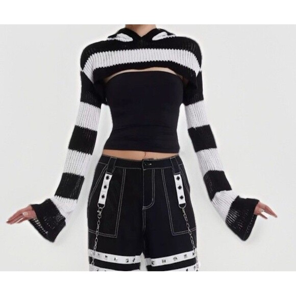 Hot Topic Social Collision Black & White Knit Hooded Bolero Crop Shrug Current L - Picture 1 of 6